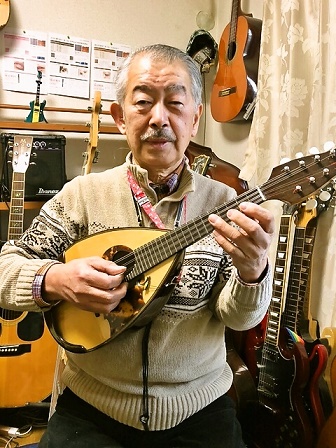 ギター・マンドリン・ウクレレ30分個人【火�@�B】(Grandpa　ギタースクール主宰  矢野　信基)