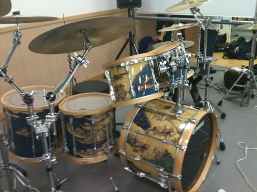 �h�����y���z18�F30