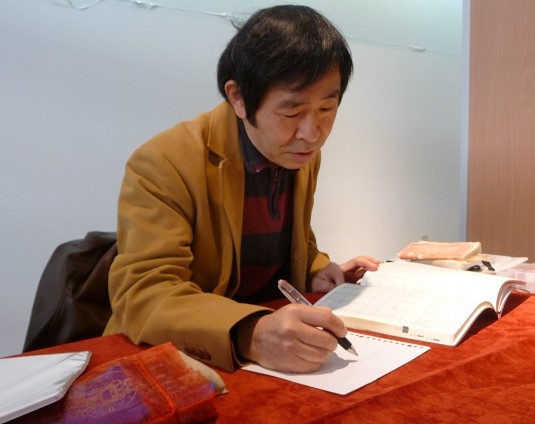 �Ձ@�y���C�z10�����R�[�X