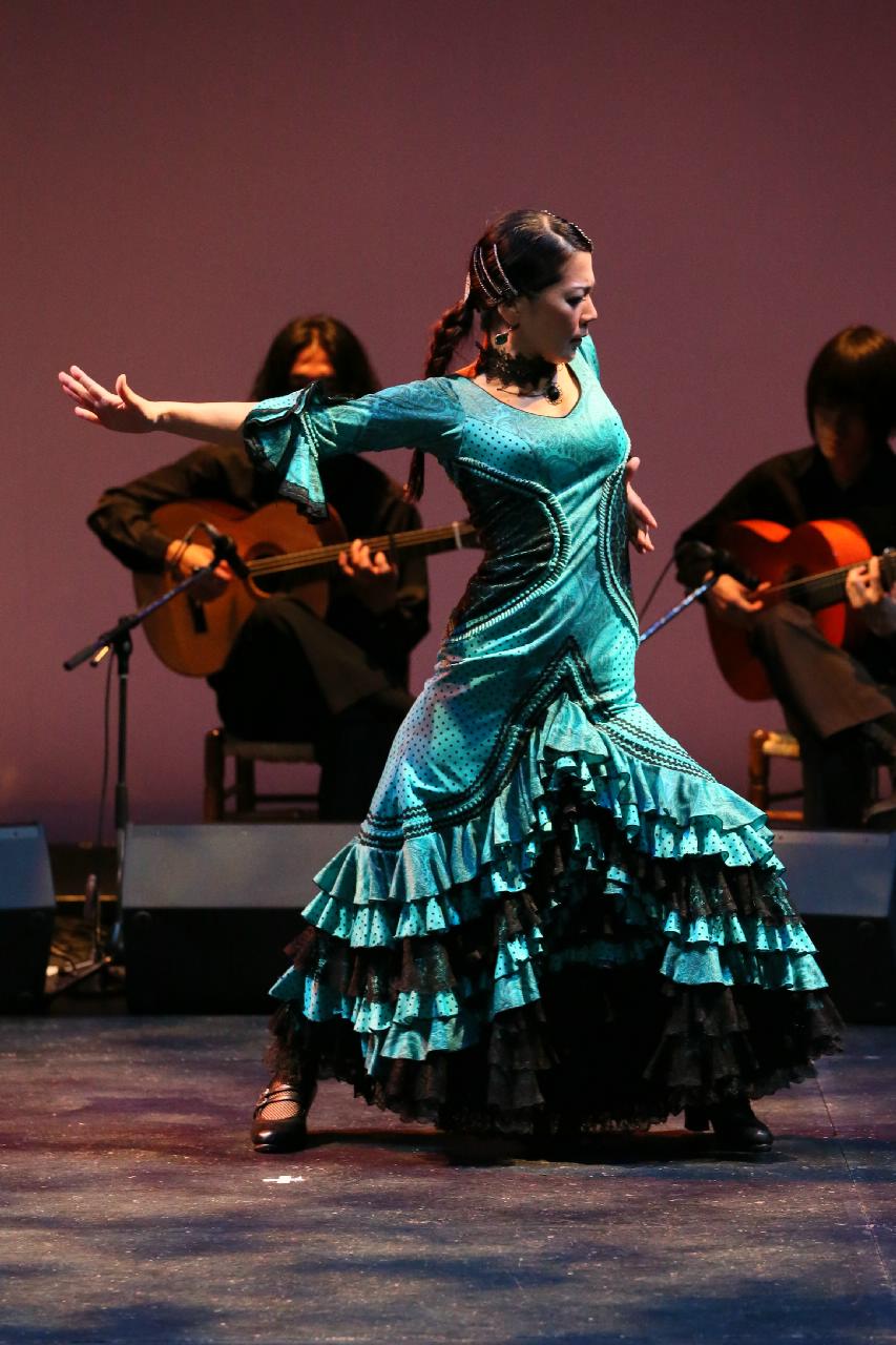 フラメンコ(初級) | メゾンカルチャークラブ八尾