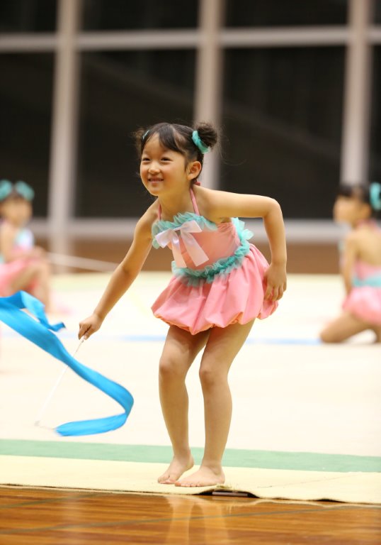 新体操(中級) | メゾンカルチャークラブ八尾