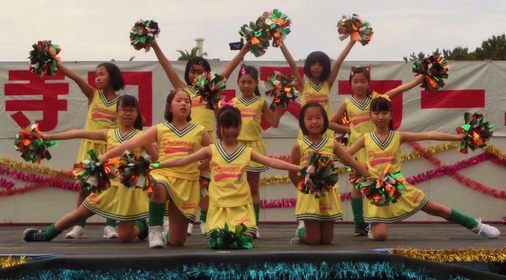 キッズチアダンス入門(Kids Cheer dance School　chouchou  Yumiko)
