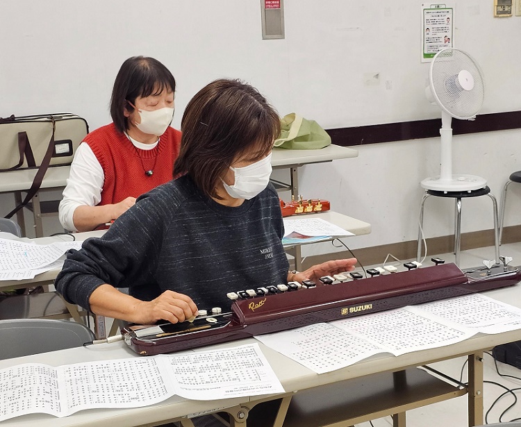 大正琴 (木) | セブンカルチャークラブ久喜