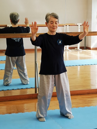 ストレッチと気功法 | セブンカルチャークラブ溝の口