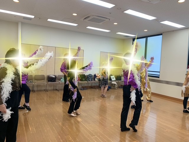 �V���[�_���X