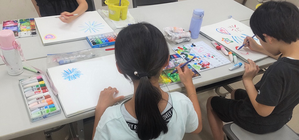 �ق߂ĐL�΂��q�ǂ��G�̋��� ��4���j�N���X