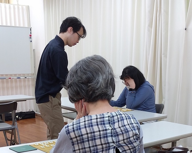 �������� �y�j�N���X