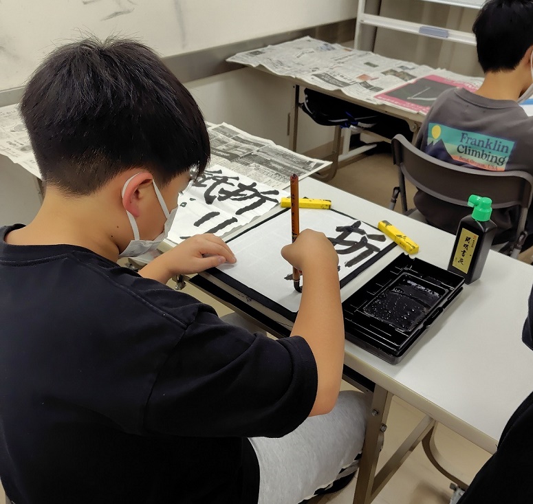 �y�����w�ԁ@�q������ ���{�搶16�F30�N���X